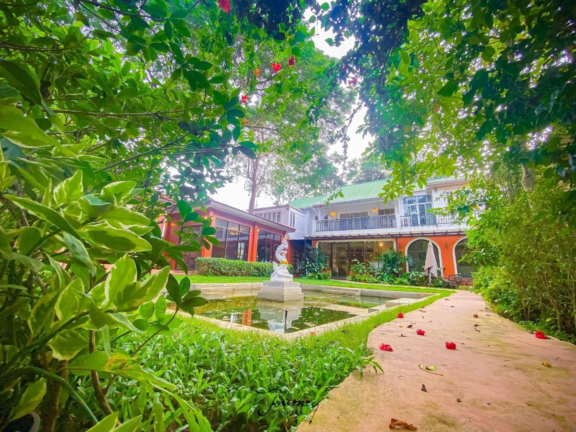 The Journey House Lifestyle Boutique Hotel Kanchanaburi Exterior foto